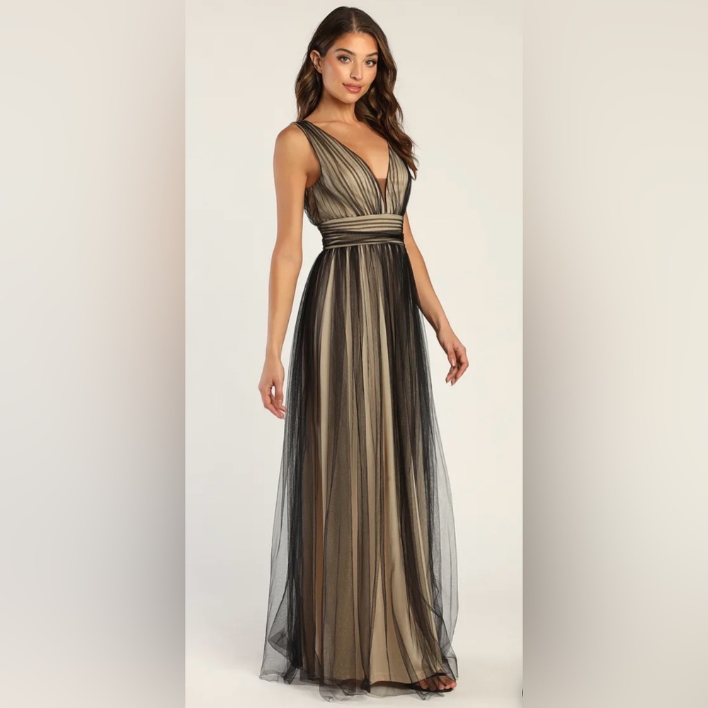 NWT Lulus precious beauty black and beige tulle sleeveless maxi dress